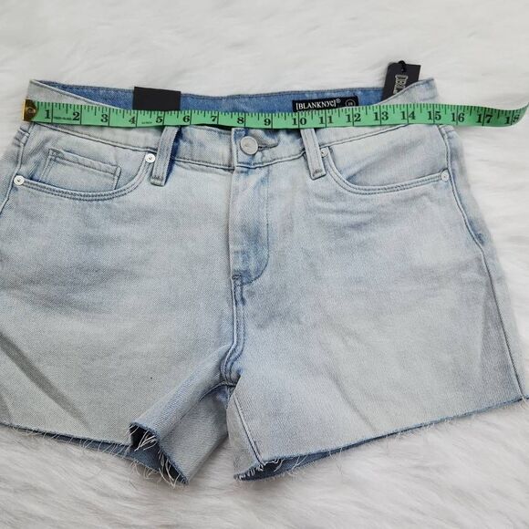 Blank NYC Women’s Light Blue The Fulton Roll Up Cotton Denim Shorts Size 28 - Picture 6 of 7
